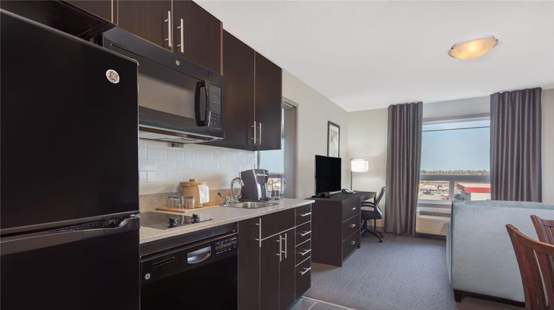 <b>Ramada by Wyndham Grassland Suite</b>. Images powered by <a href="https://iceportal.shijigroup.com/" title="IcePortal" target="_blank">IcePortal</a>.