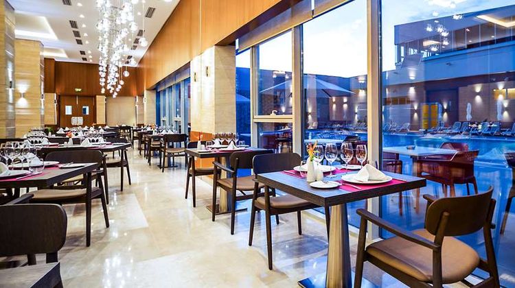 Golden Tulip Le Diplomate Cotonou Restaurant