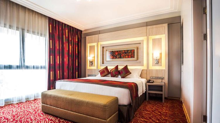 Golden Tulip Le Diplomate Cotonou Suite