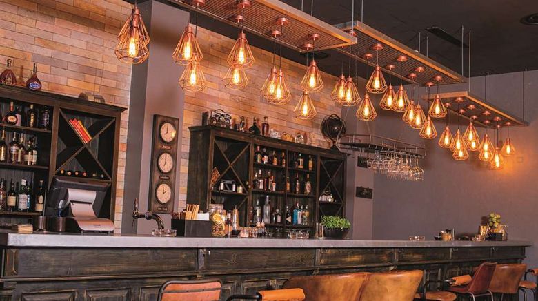 <b>Golden Tulip Le Diplomate Cotonou Restaurant</b>. Images powered by <a href="https://iceportal.shijigroup.com/" title="IcePortal" target="_blank">IcePortal</a>.