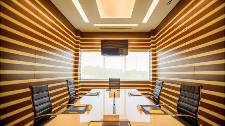 Golden Tulip Le Diplomate Cotonou Meeting