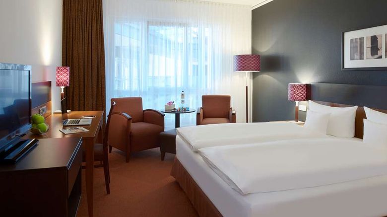 <b>Dorint Hotel am Dom Erfurt Room</b>. Images powered by <a href="https://iceportal.shijigroup.com/" title="IcePortal" target="_blank">IcePortal</a>.