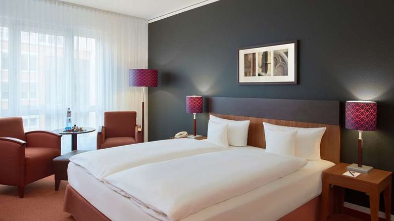 <b>Dorint Hotel am Dom Erfurt Room</b>. Images powered by <a href="https://iceportal.shijigroup.com/" title="IcePortal" target="_blank">IcePortal</a>.