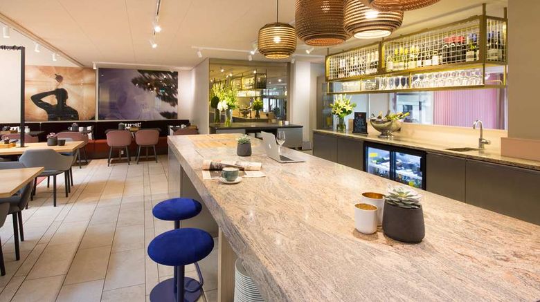 <b>Scandic Karl Johan Restaurant</b>. Images powered by <a href="https://iceportal.shijigroup.com/" title="IcePortal" target="_blank">IcePortal</a>.