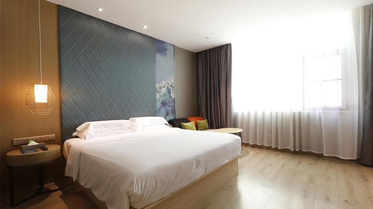 Ibis Styles XM Zhongshan Hotel Room