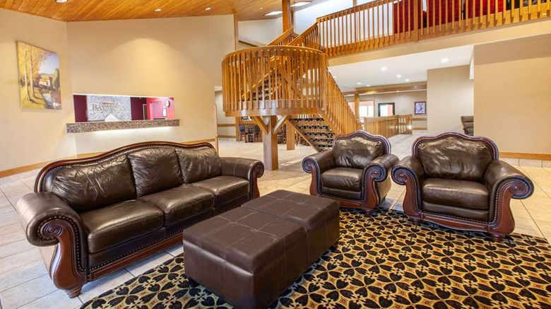 <b>Baymont Inn & Suites Franklin Lobby</b>. Images powered by <a href="https://iceportal.shijigroup.com/" title="IcePortal" target="_blank">IcePortal</a>.