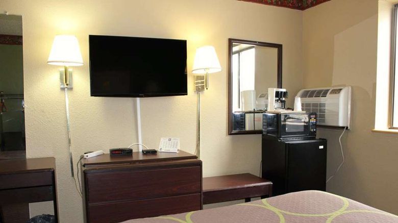 <b>Knights Inn Albany Room</b>. Images powered by <a href="https://iceportal.shijigroup.com/" title="IcePortal" target="_blank">IcePortal</a>.