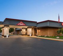 Ramada Alpena Exterior
