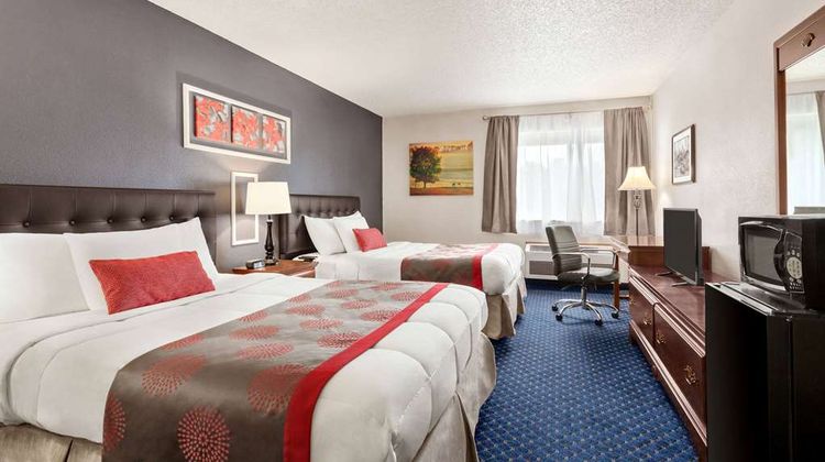 Ramada by Wyndham Arcata Room