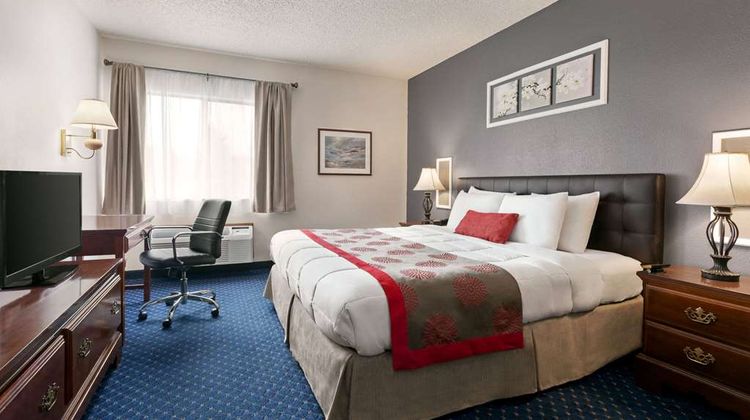 Ramada by Wyndham Arcata Room