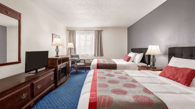 Ramada by Wyndham Arcata Room