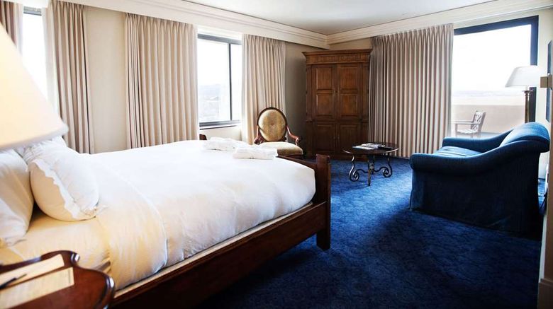 <b>The Antlers, A Wyndham Hotel Room</b>. Images powered by <a href="https://iceportal.shijigroup.com/" title="IcePortal" target="_blank">IcePortal</a>.