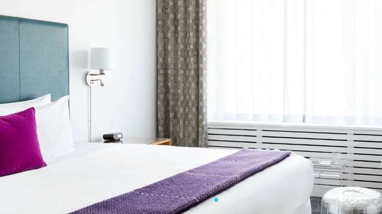 <b>The Burrard Room</b>. Images powered by <a href="https://iceportal.shijigroup.com/" title="IcePortal" target="_blank">IcePortal</a>.