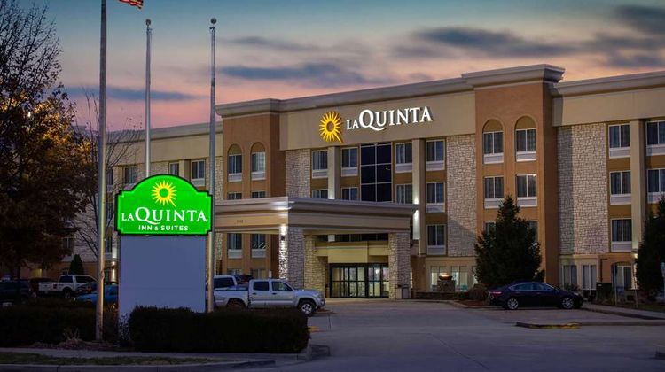 La Quinta Inn & Suites Effingham Exterior