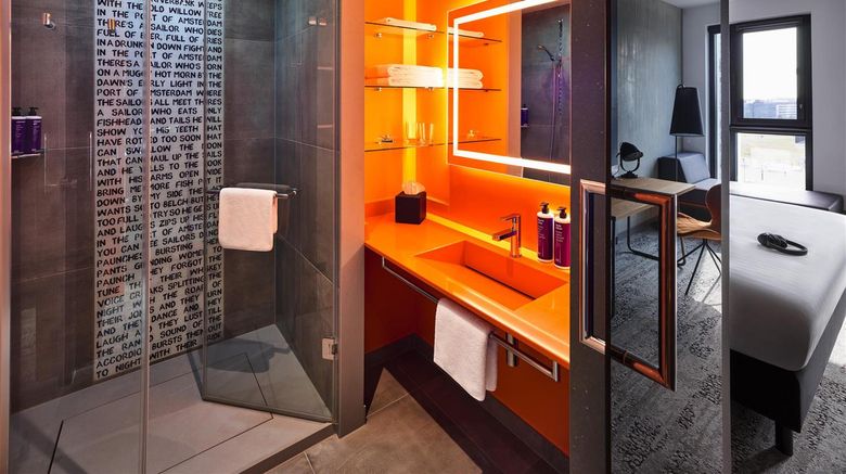 <b>Jaz in the City Amsterdam Room</b>. Images powered by <a href="https://iceportal.shijigroup.com/" title="IcePortal" target="_blank">IcePortal</a>.