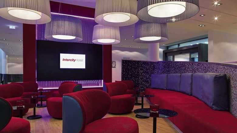 <b>IntercityHotel Berlin Hauptbahnhof Lobby</b>. Images powered by <a href="https://iceportal.shijigroup.com/" title="IcePortal" target="_blank">IcePortal</a>.