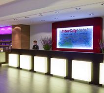IntercityHotel Berlin Hauptbahnhof Lobby