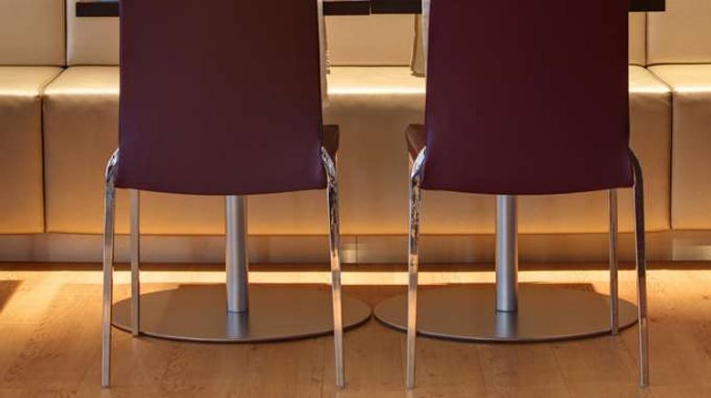 <b>IntercityHotel Bonn Restaurant</b>. Images powered by <a href="https://iceportal.shijigroup.com/" title="IcePortal" target="_blank">IcePortal</a>.