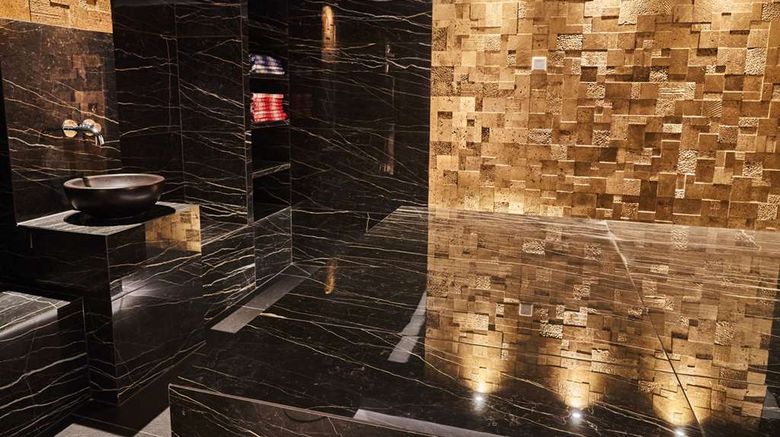 <b>Steigenberger Icon Grandhotel Petersberg Spa</b>. Images powered by <a href="https://iceportal.shijigroup.com/" title="IcePortal" target="_blank">IcePortal</a>.