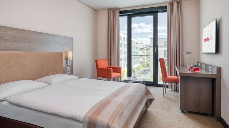 <b>IntercityHotel Dresden Room</b>. Images powered by <a href="https://iceportal.shijigroup.com/" title="IcePortal" target="_blank">IcePortal</a>.