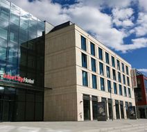 IntercityHotel Dresden Exterior