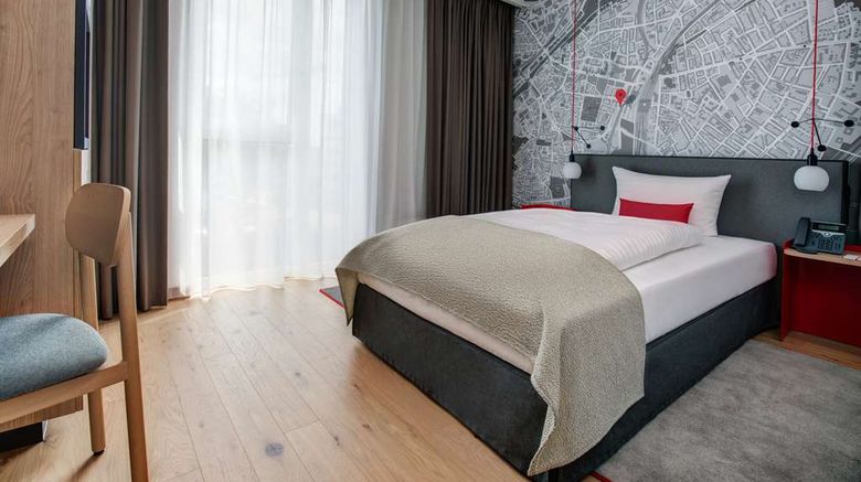 <b>IntercityHotel Duisburg Room</b>. Images powered by <a href="https://iceportal.shijigroup.com/" title="IcePortal" target="_blank">IcePortal</a>.