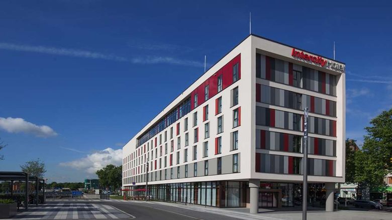 IntercityHotel Duisburg Exterior. Images powered by <a href="https://iceportal.shijigroup.com" target="_blank" rel="noopener">Ice Portal</a>.