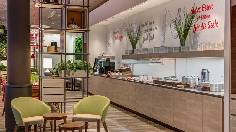 <b>IntercityHotel Duisburg Restaurant</b>. Images powered by <a href="https://iceportal.shijigroup.com/" title="IcePortal" target="_blank">IcePortal</a>.