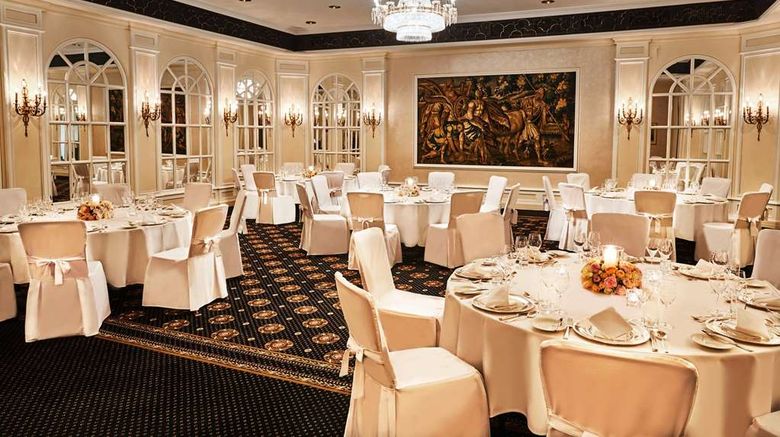 <b>Steigenberger Icon Parkhotel Duesseldorf Ballroom</b>. Images powered by <a href="https://iceportal.shijigroup.com/" title="IcePortal" target="_blank">IcePortal</a>.