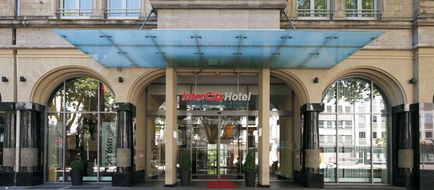 Hotel Duesseldorf Exterior