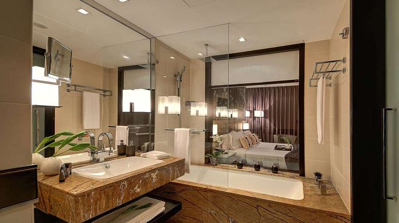 <b>Pullman Dubai Downtown Hotel Room</b>. Images powered by <a href="https://iceportal.shijigroup.com/" title="IcePortal" target="_blank">IcePortal</a>.