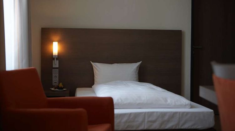 Spark Essen City Centre Room