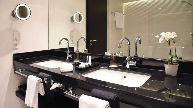 Steigenberger Hotel Bad Homburg Room