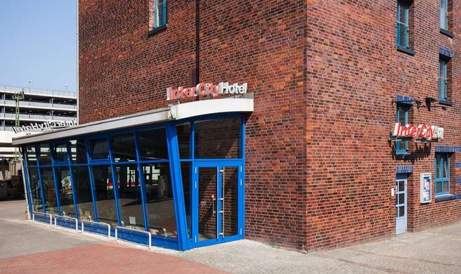 IntercityHotel Hamburg-Altona Exterior