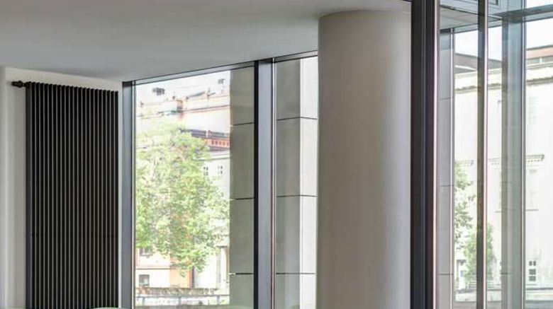 <b>IntercityHotel Hamburg Hauptbahnhof Lobby</b>. Images powered by <a href="https://iceportal.shijigroup.com/" title="IcePortal" target="_blank">IcePortal</a>.
