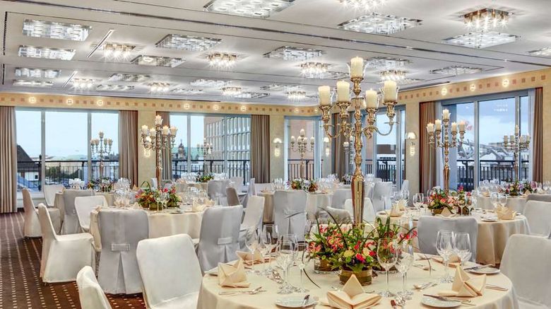 <b>Steigenberger Hotel Hamburg Ballroom</b>. Images powered by <a href="https://iceportal.shijigroup.com/" title="IcePortal" target="_blank">IcePortal</a>.