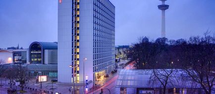 IntercityHotel Hamburg Dammtor Messe Exterior
