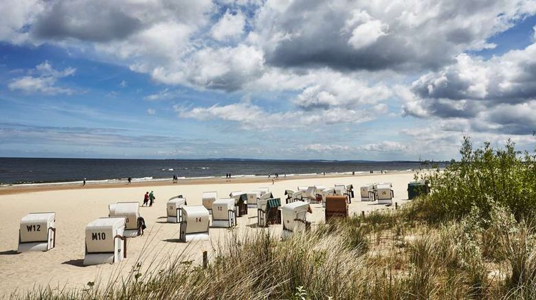 <b>Steigenberger Grandhotel and Spa Beach</b>. Images powered by <a href="https://iceportal.shijigroup.com/" title="IcePortal" target="_blank">IcePortal</a>.