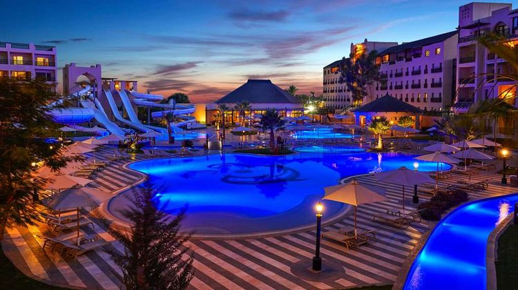 Steigenberger Aqua Magic Pool