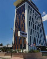Royal Stay Palace Hotel