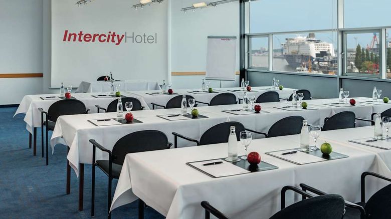 <b>IntercityHotel Kiel Meeting</b>. Images powered by <a href="https://iceportal.shijigroup.com/" title="IcePortal" target="_blank">IcePortal</a>.