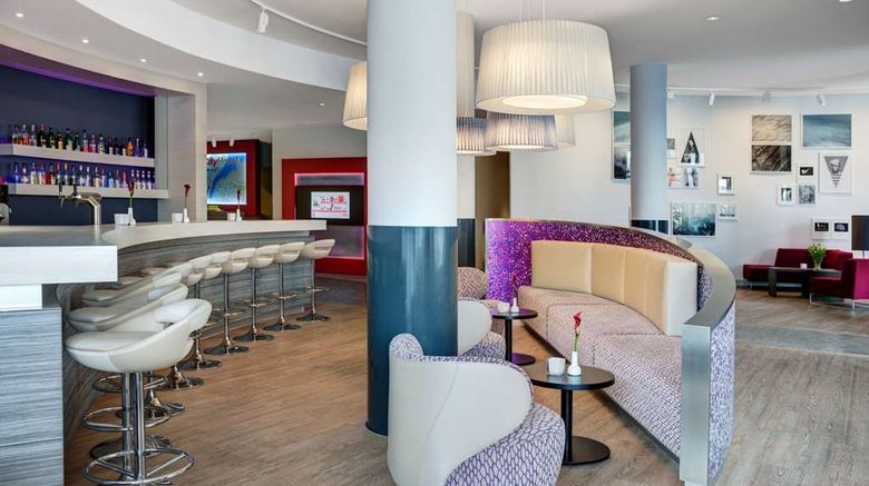 <b>IntercityHotel Kiel Restaurant</b>. Images powered by <a href="https://iceportal.shijigroup.com/" title="IcePortal" target="_blank">IcePortal</a>.