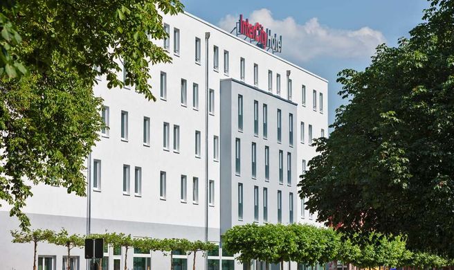 IntercityHotel Ingolstadt Exterior