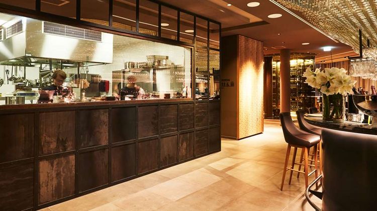 Steigenberger Hotel Munchen Restaurant