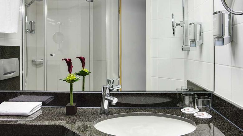 <b>IntercityHotel Nuremberg Room</b>. Images powered by <a href="https://iceportal.shijigroup.com/" title="IcePortal" target="_blank">IcePortal</a>.
