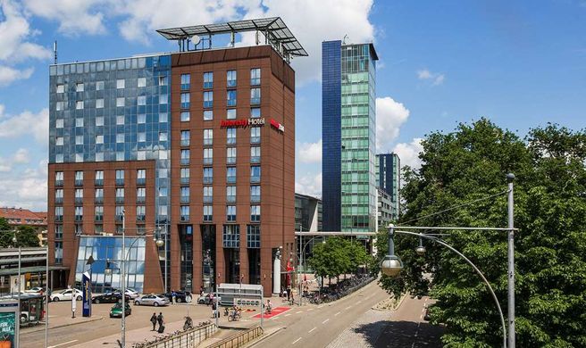 IntercityHotel Freiburg Exterior