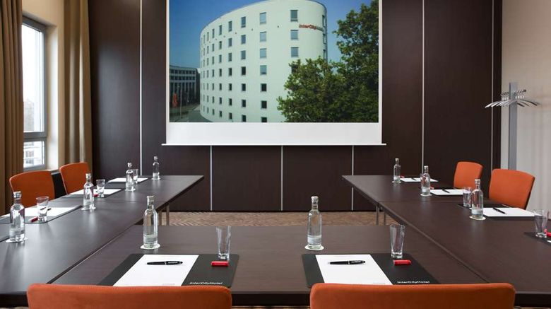 <b>IntercityHotel Mainz Meeting</b>. Images powered by <a href="https://iceportal.shijigroup.com/" title="IcePortal" target="_blank">IcePortal</a>.