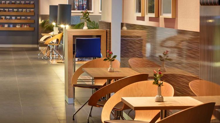 IntercityHotel Ulm Lobby