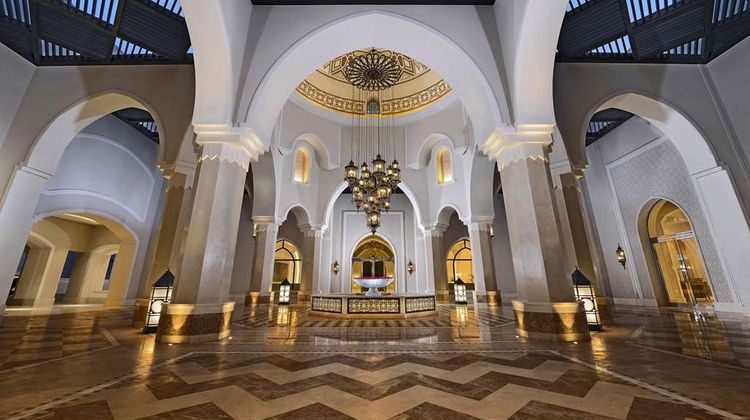 Steigenberger Alcazar Lobby