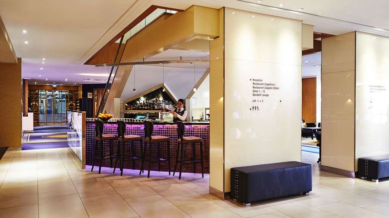 <b>Steigenberger Graf Zeppelin Restaurant</b>. Images powered by <a href="https://iceportal.shijigroup.com/" title="IcePortal" target="_blank">IcePortal</a>.